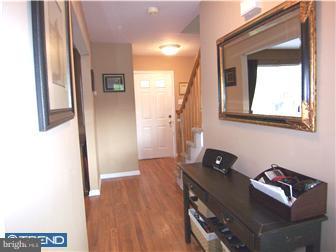 48 Amberfield Road Robbinsville, NJ 08691 - Photo 2 of 12