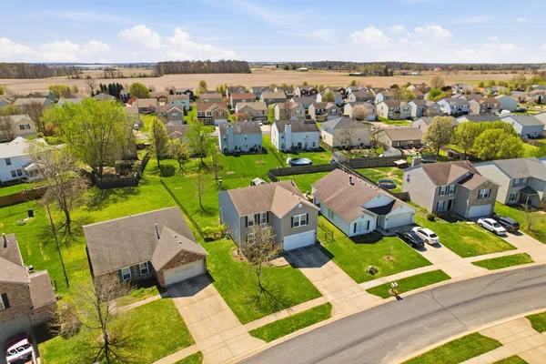 $290,000 | 6775 West Stansbury Boulevard, McCordsville, IN 46055