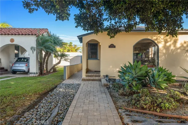 $795,000 | 3430 Lewis Avenue, Long Beach, CA 90807