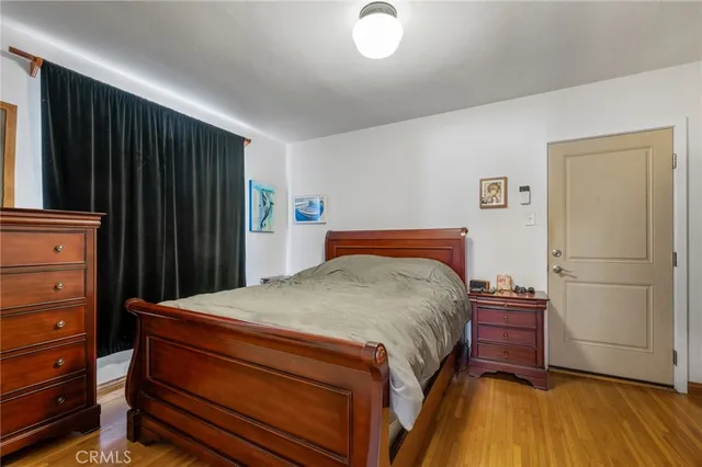 $795,000 | 3430 Lewis Avenue, Long Beach, CA 90807