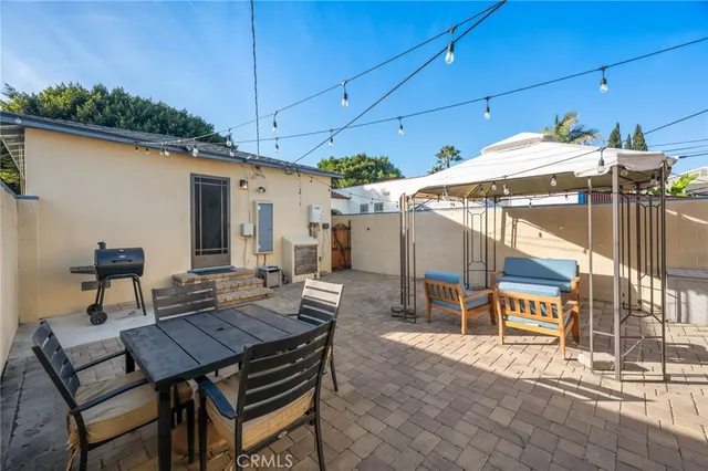 $795,000 | 3430 Lewis Avenue, Long Beach, CA 90807