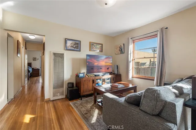 $795,000 | 3430 Lewis Avenue, Long Beach, CA 90807