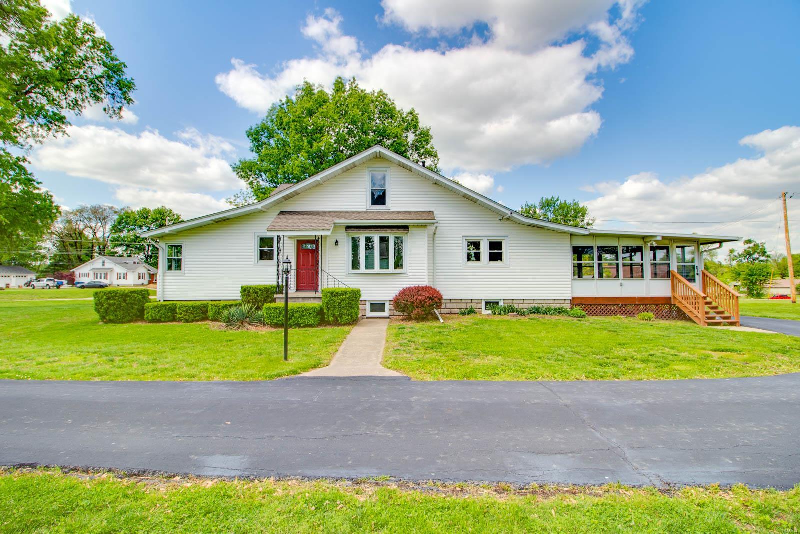 3513 Pump House Road Alton, IL 62002 - Photo 1 of 32