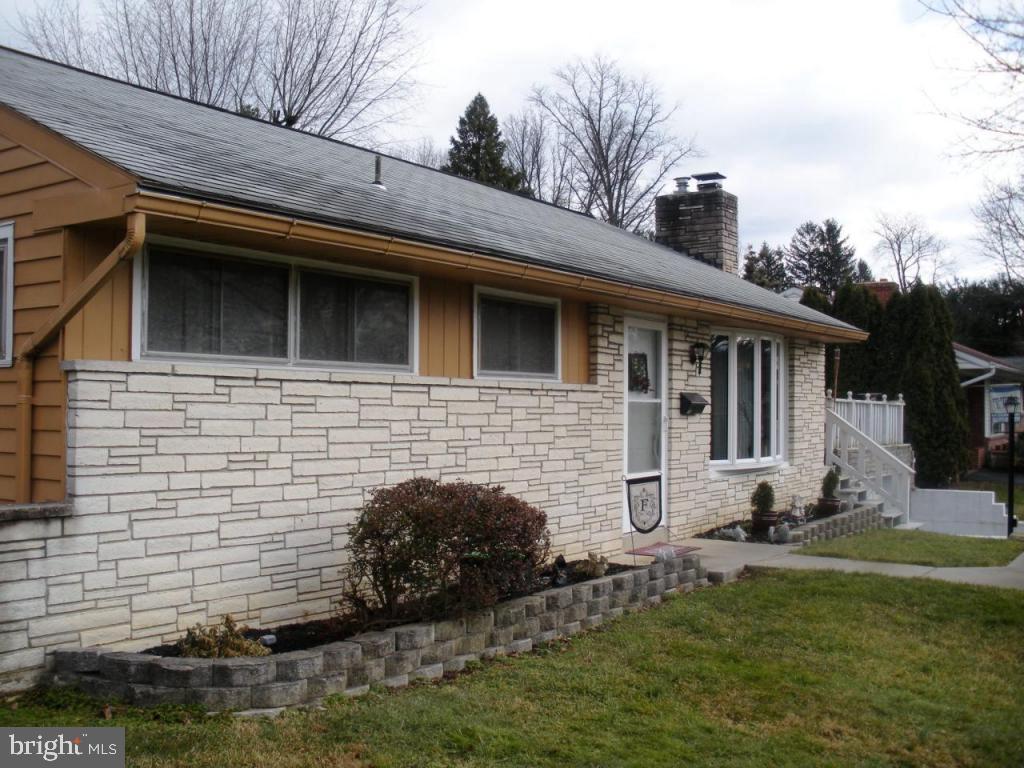 500 Capri Road Lancaster, PA 17603 - Photo 1 of 25 Gallery Image 1