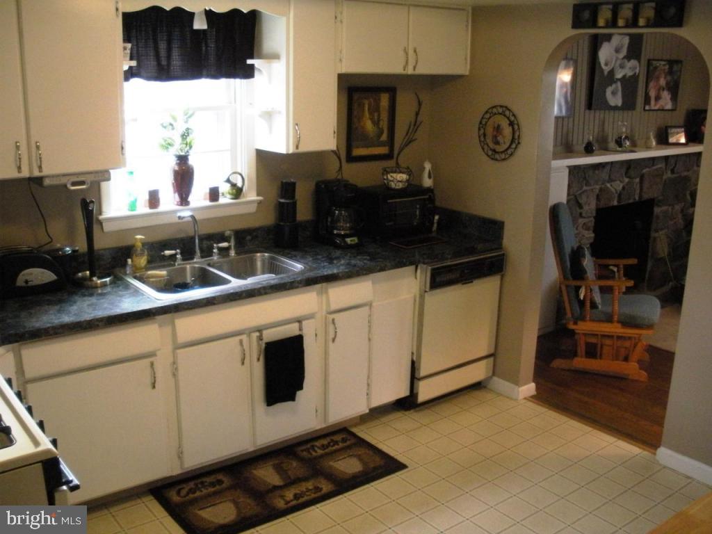 500 Capri Road Lancaster, PA 17603 - Photo 9 of 25 Gallery Image 9