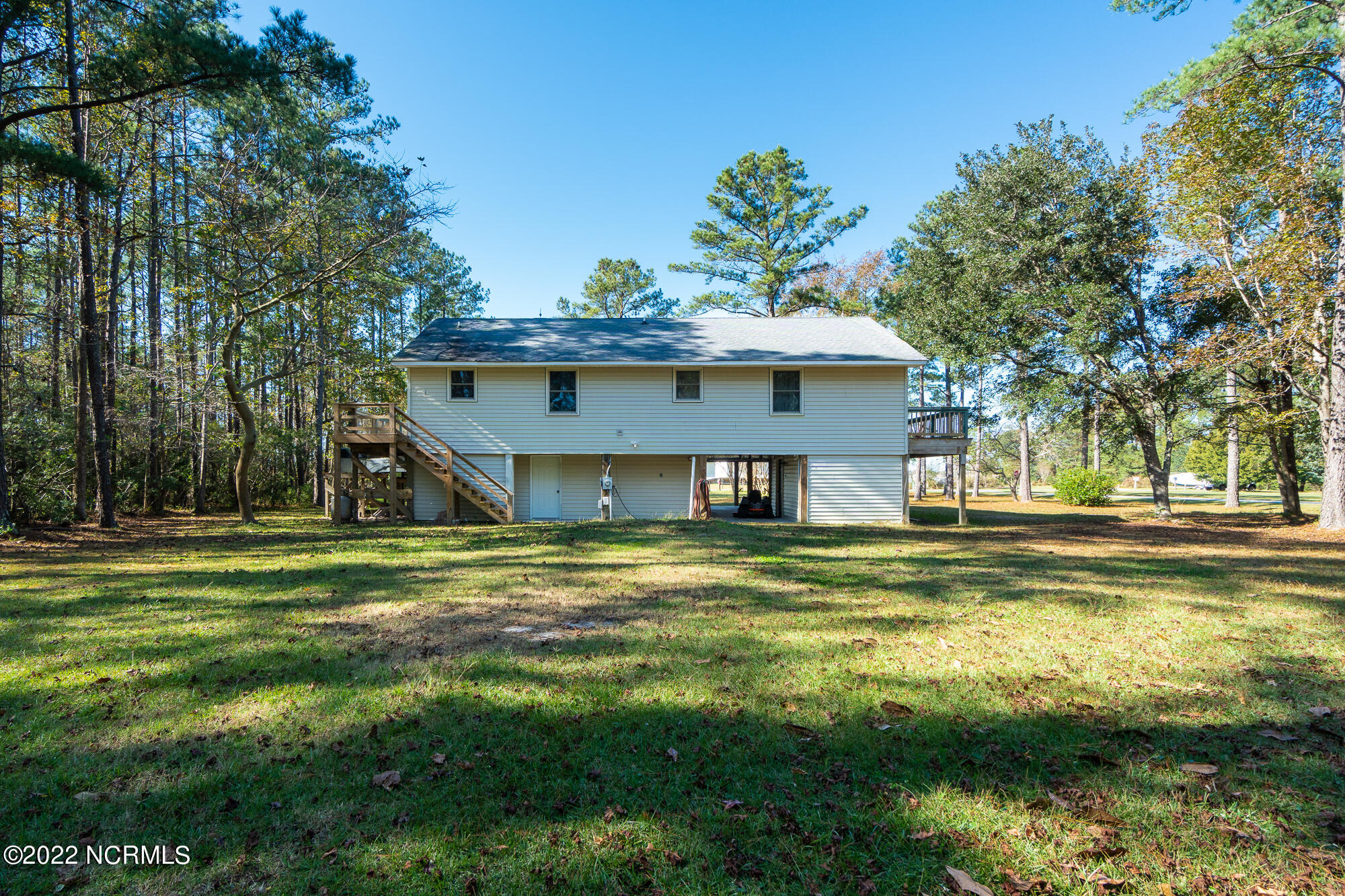 125 Thurman Road Beaufort, NC 28516 - Photo 17 of 50 Rear of home
