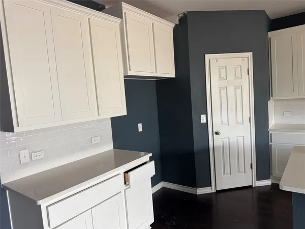 $330,000 | 333 Capstone Road, Liberty Hill, TX 78642