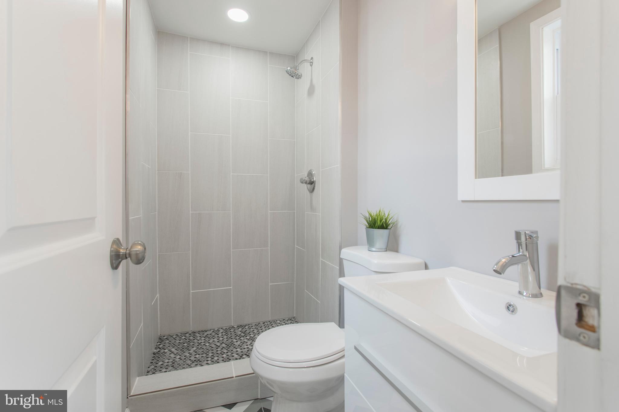 7338 Hiola Road Philadelphia, PA 19128 - Photo 13 of 24 Gallery Image 13