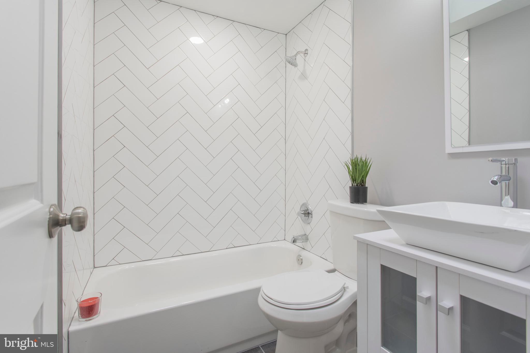 7338 Hiola Road Philadelphia, PA 19128 - Photo 16 of 24 Gallery Image 16