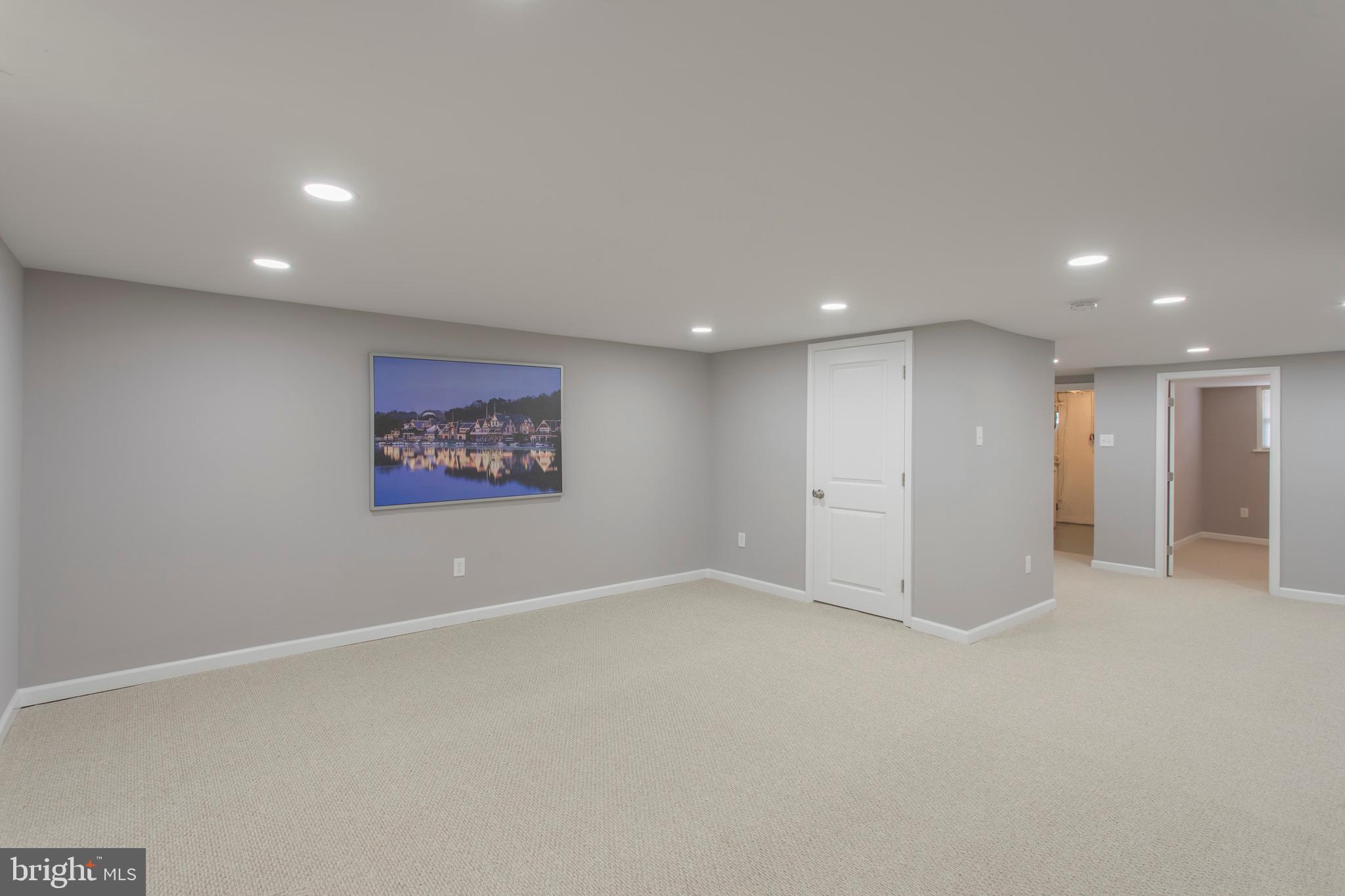 7338 Hiola Road Philadelphia, PA 19128 - Photo 19 of 24 Gallery Image 19