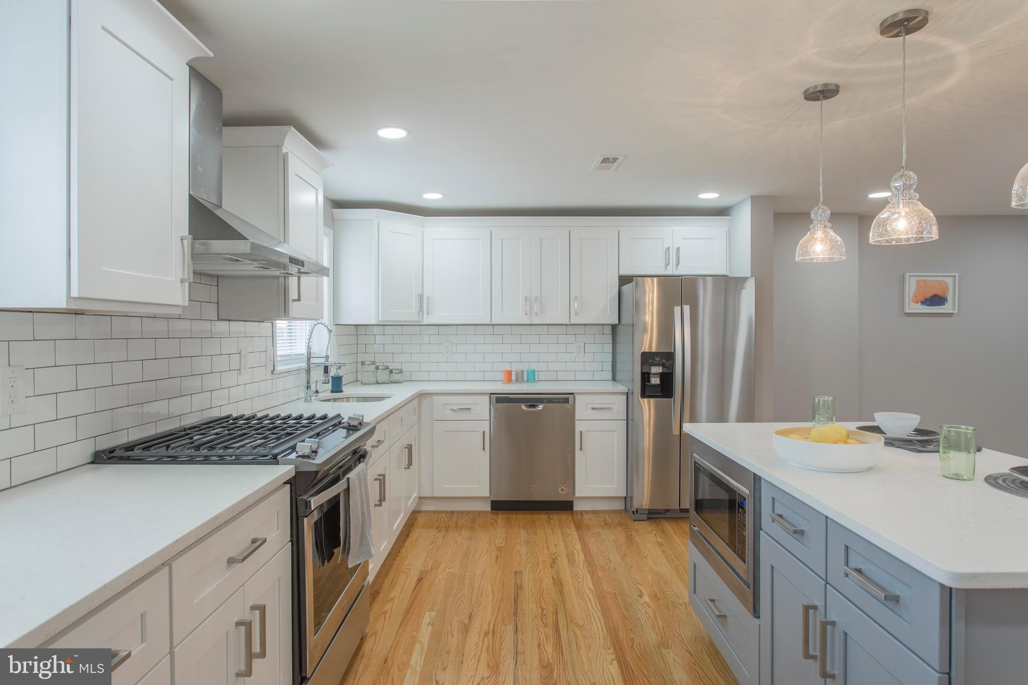 7338 Hiola Road Philadelphia, PA 19128 - Photo 4 of 24 Gallery Image 4
