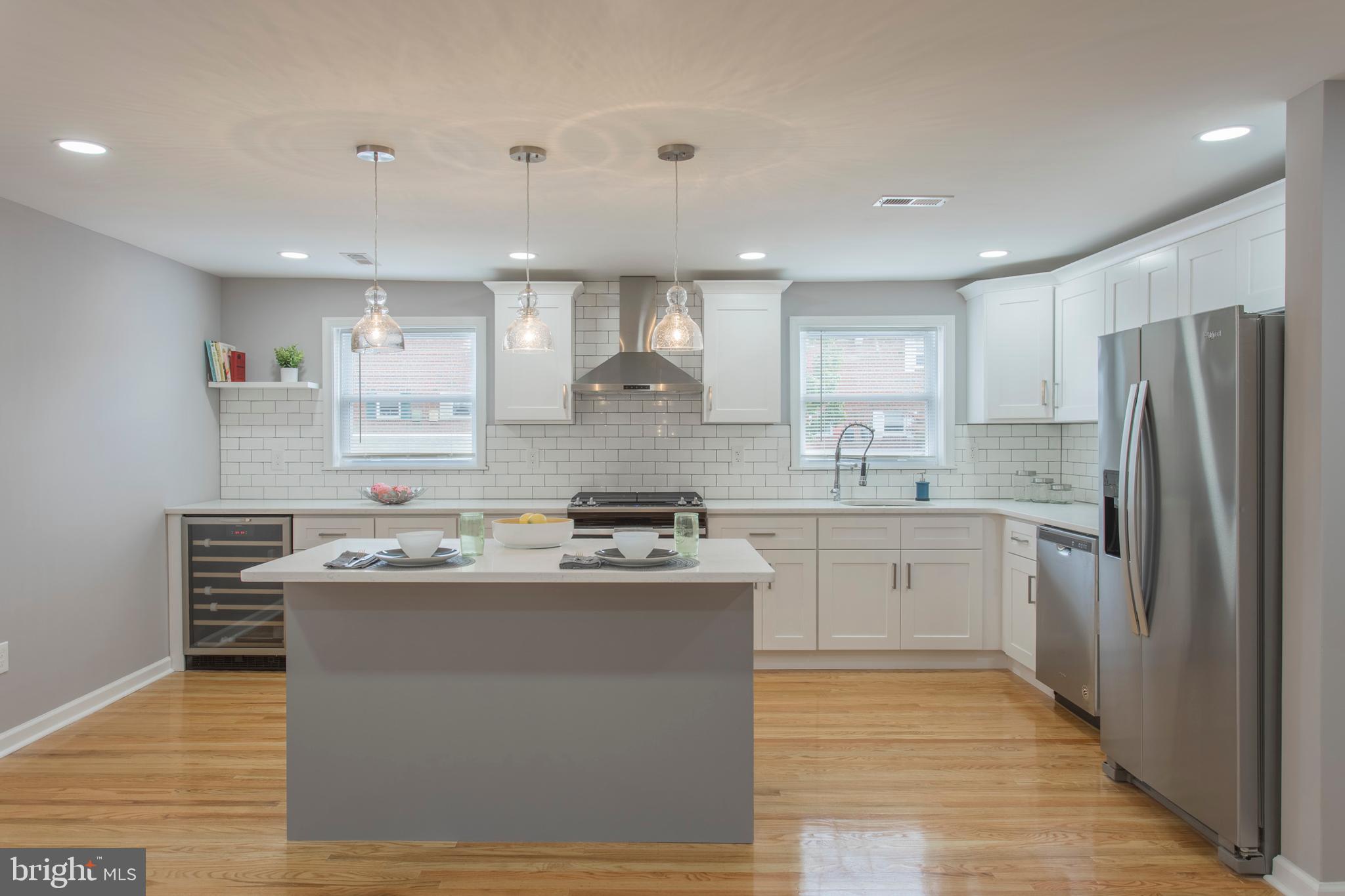 7338 Hiola Road Philadelphia, PA 19128 - Photo 6 of 24 Gallery Image 6