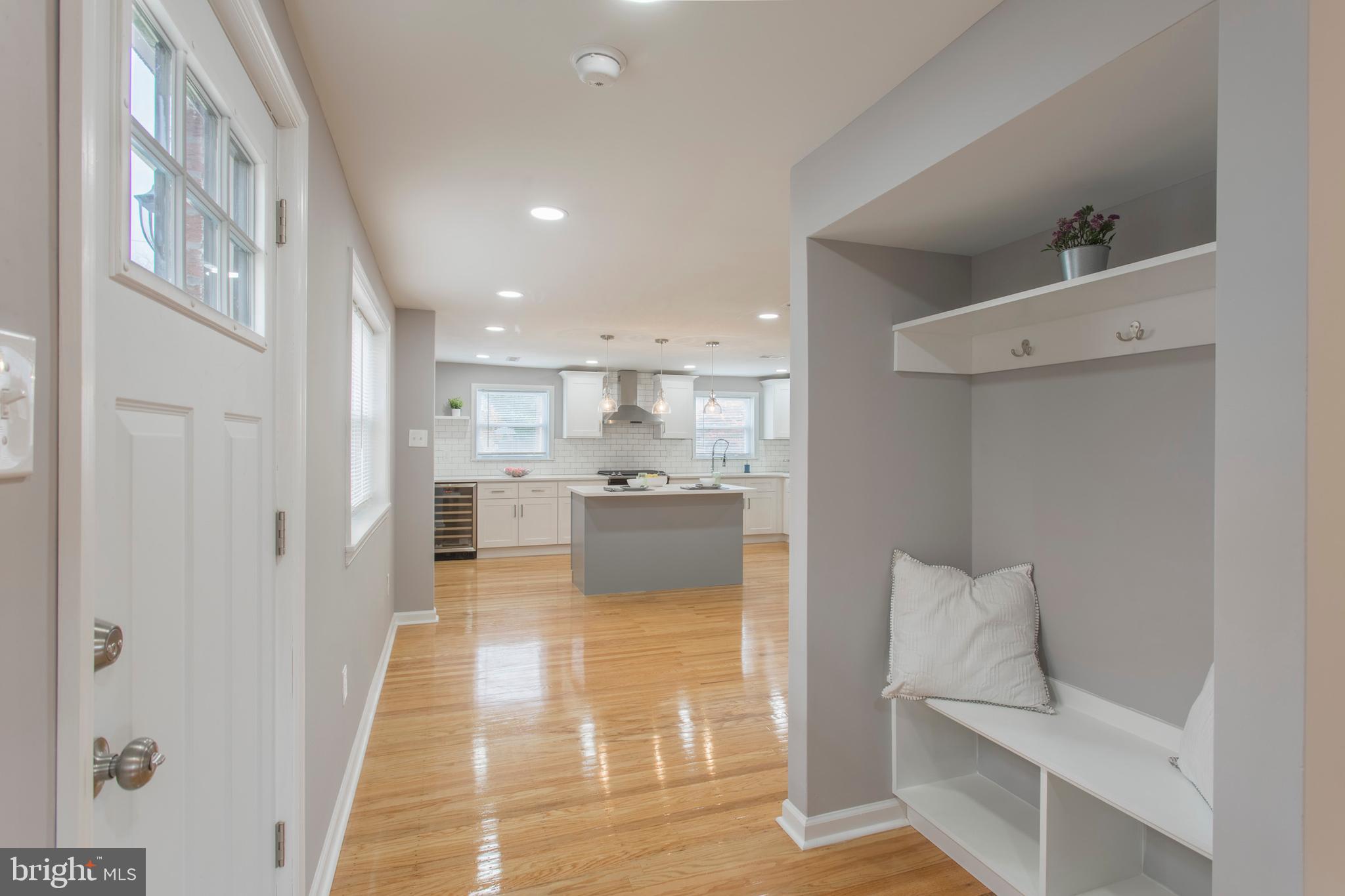 7338 Hiola Road Philadelphia, PA 19128 - Photo 7 of 24 Gallery Image 7