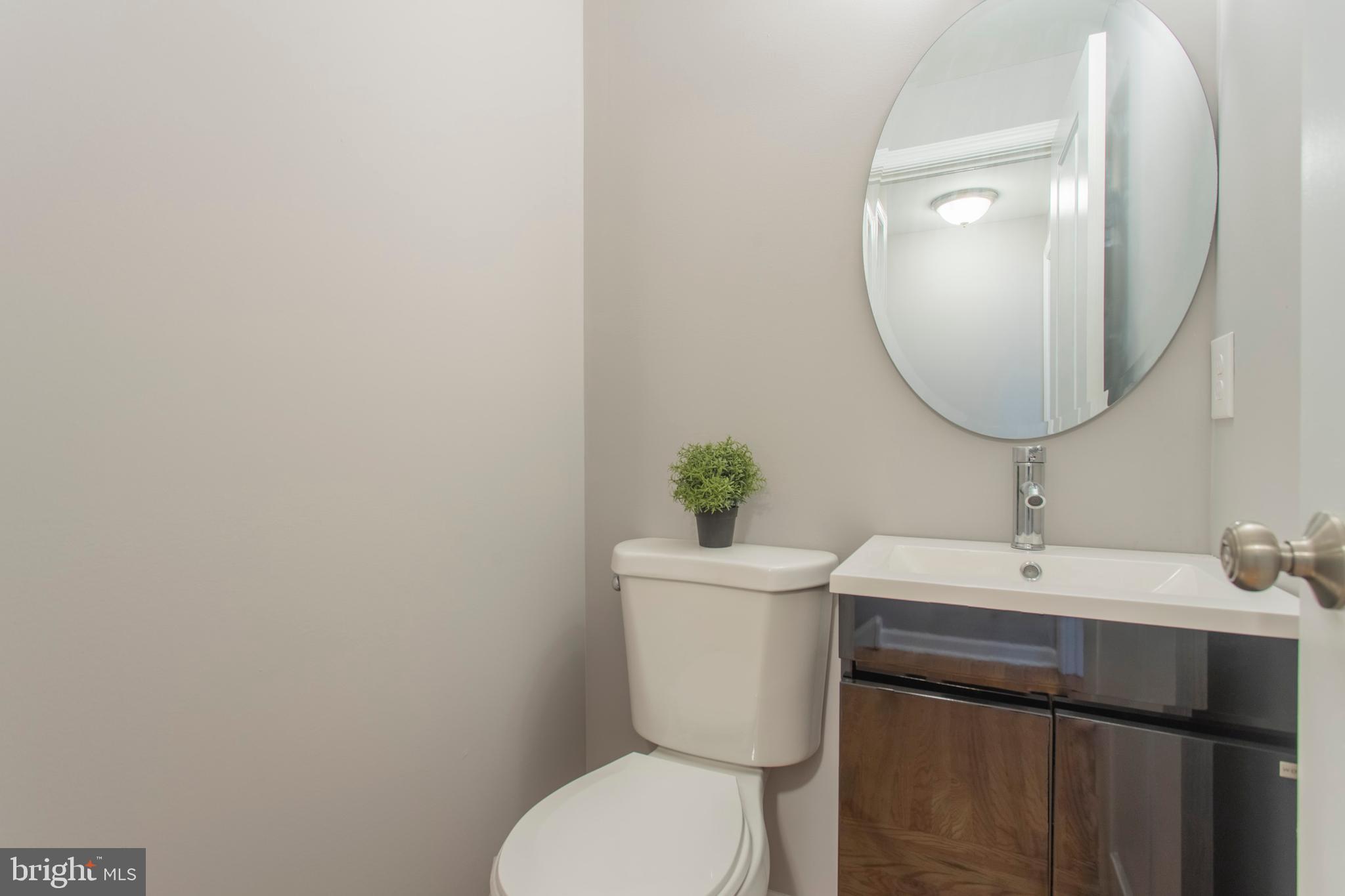 7338 Hiola Road Philadelphia, PA 19128 - Photo 10 of 24 Gallery Image 10