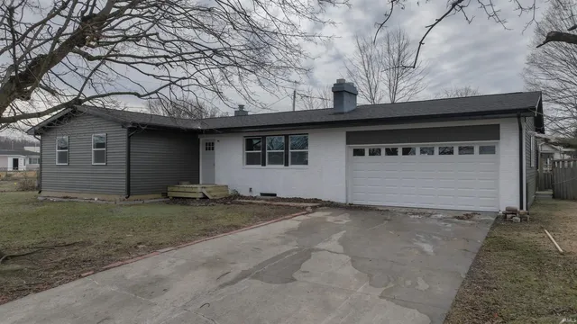 $259,900 | 815 Parkway Drive, Logansport, IN 46947