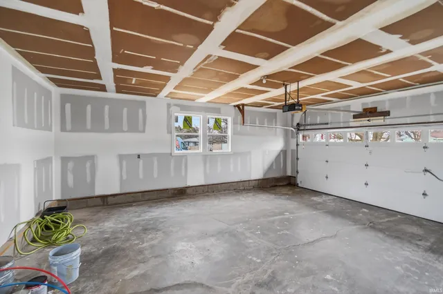 $259,900 | 815 Parkway Drive, Logansport, IN 46947