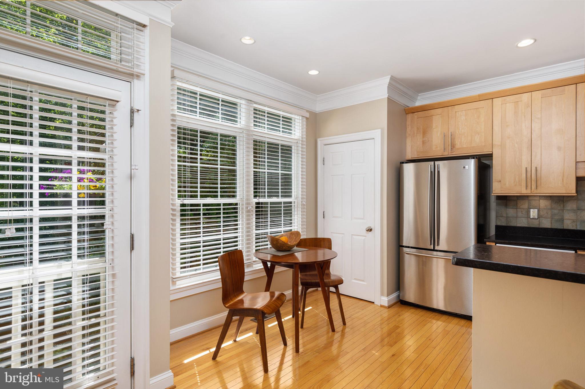 1338 Sundial Drive Reston, VA 20194 - Photo 14 of 51 Breakfast Area | Main Level