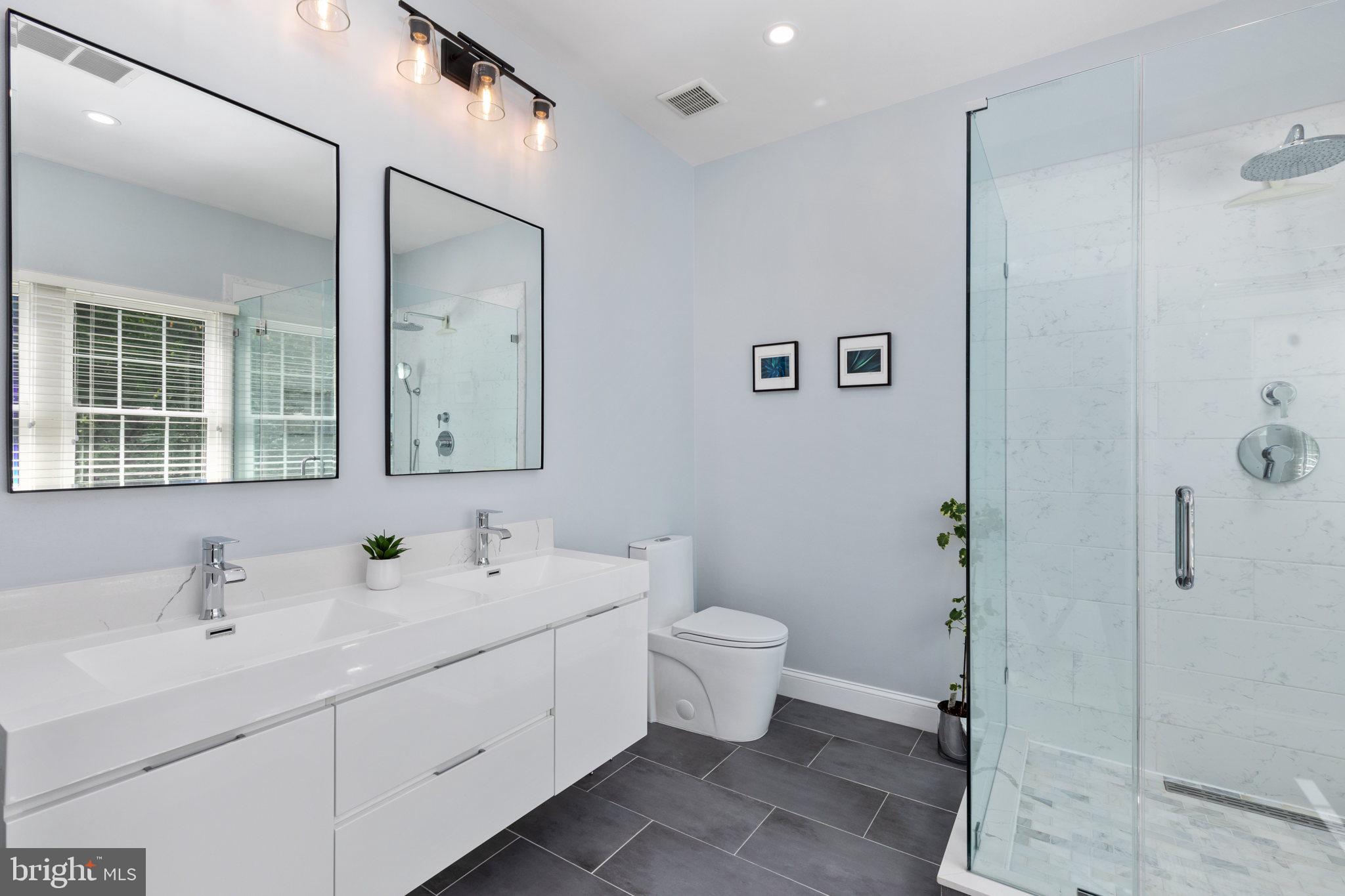 1338 Sundial Drive Reston, VA 20194 - Photo 20 of 51 Primary Bathroom | Upper Level
