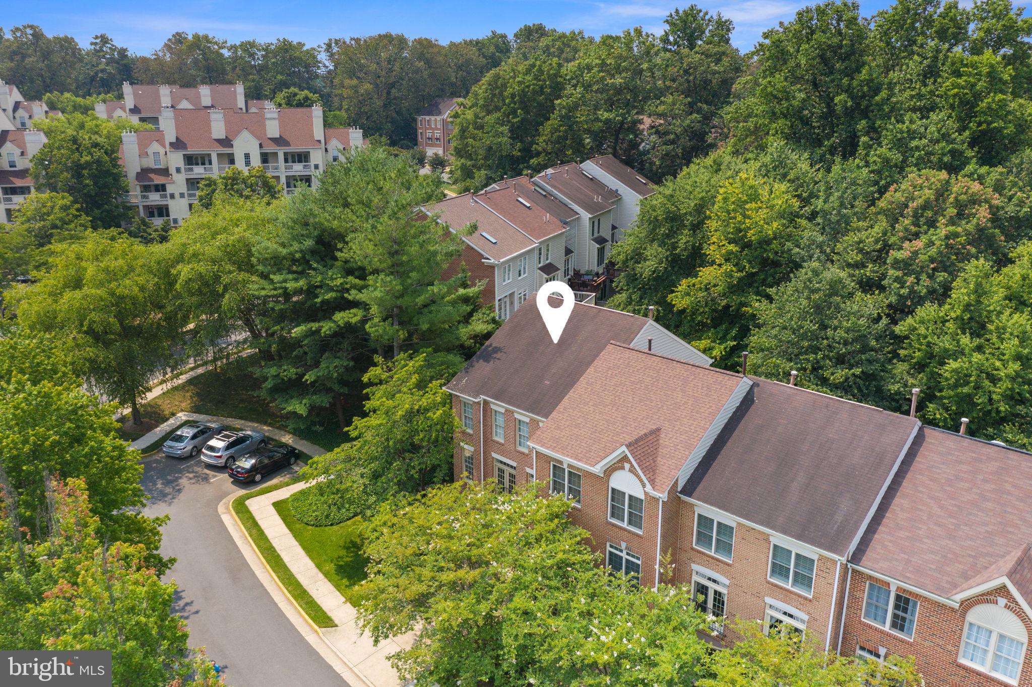 1338 Sundial Drive Reston, VA 20194 - Photo 32 of 51 Private end unit!