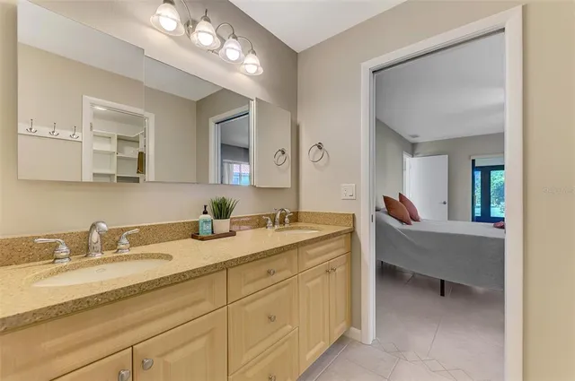 a bath room with a toilet and a bath tub