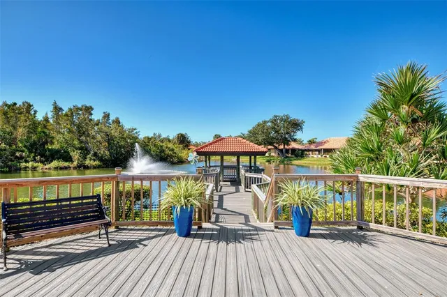 $389,900 | 218 Laurel Hollow Drive, Unit 10, Nokomis, FL 34275