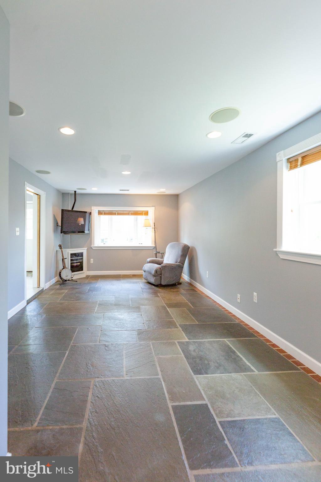 5247 Reels Mill Road Frederick, MD 21704 - Photo 11 of 30 Family Room