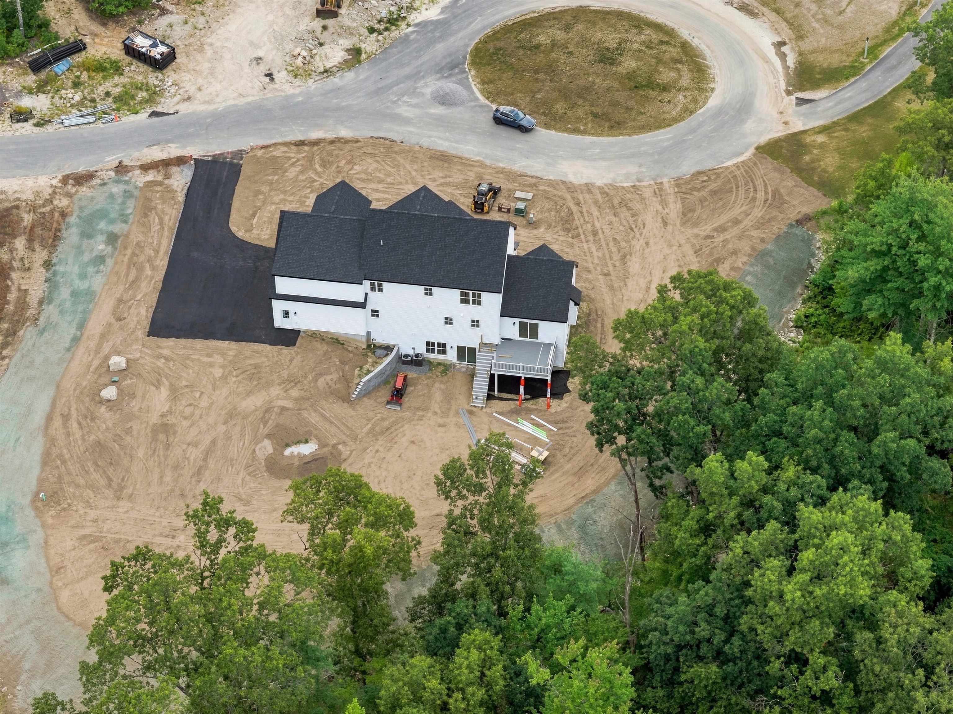 42 Canterbury Road Pelham, NH 03076 - Photo 28 of 30 Gallery Image 28