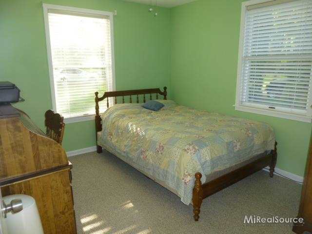 3485 York Rochester, MI 48309 - Photo 19 of 21 31148569-18.JPG