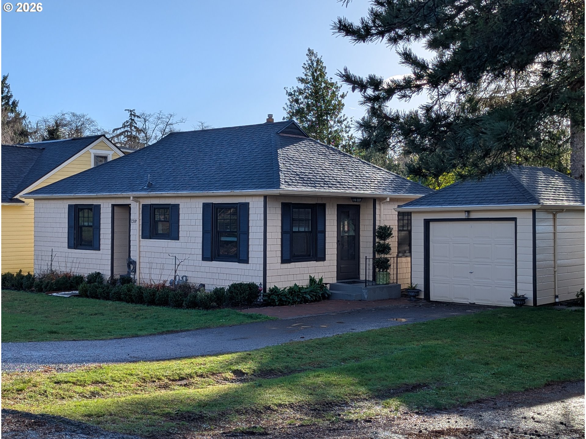 1389 Miller Lane Astoria, OR 97103 - Photo 2 of 8