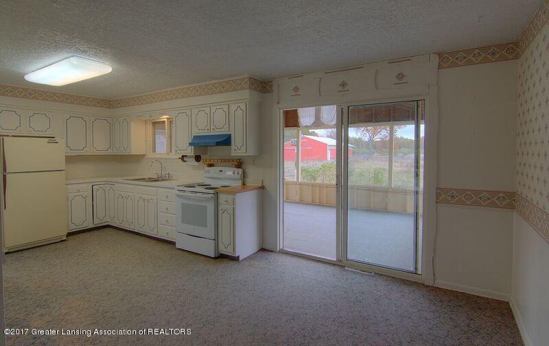 14501 Dunn Road Haslett, MI 48840 - Photo 18 of 34 dunn_rd-kitchen01_preview_jpeg