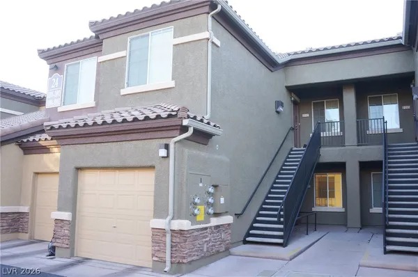 $1,200 | 6868 Sky Pointe Drive, Unit 1092, Las Vegas, NV 89131