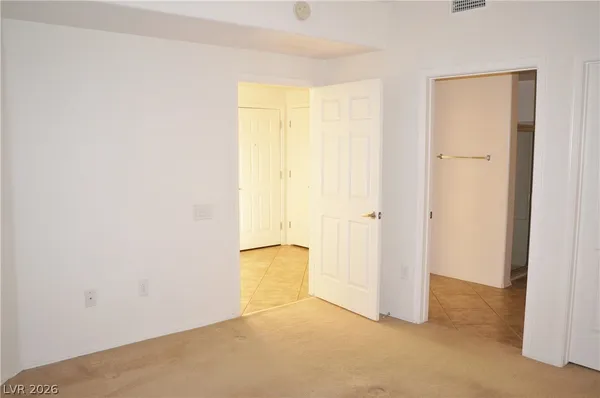 $1,200 | 6868 Sky Pointe Drive, Unit 1092, Las Vegas, NV 89131