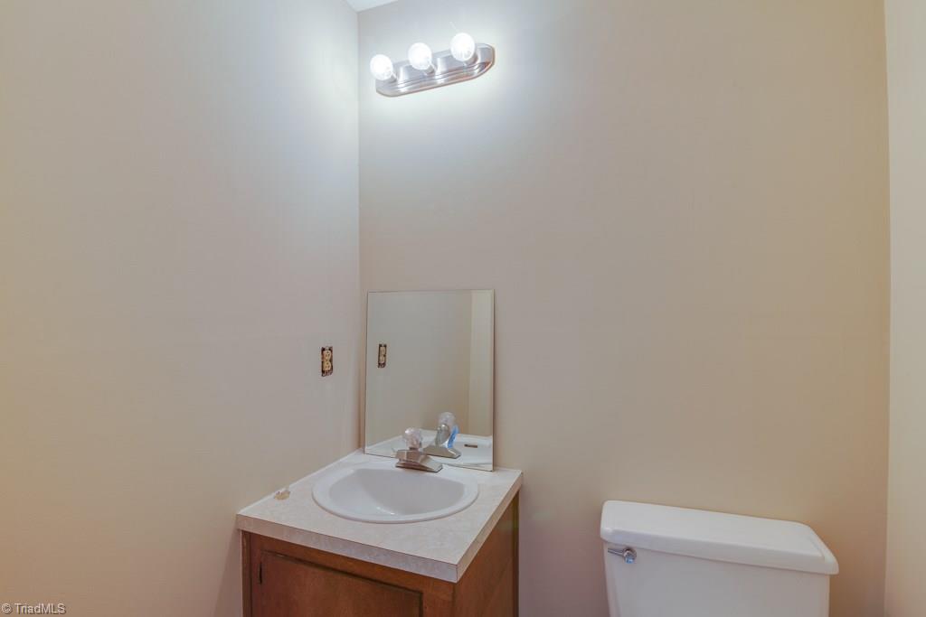 3671 Day Road Walkertown, NC 27051 - Photo 12 of 30 Gallery Image 12