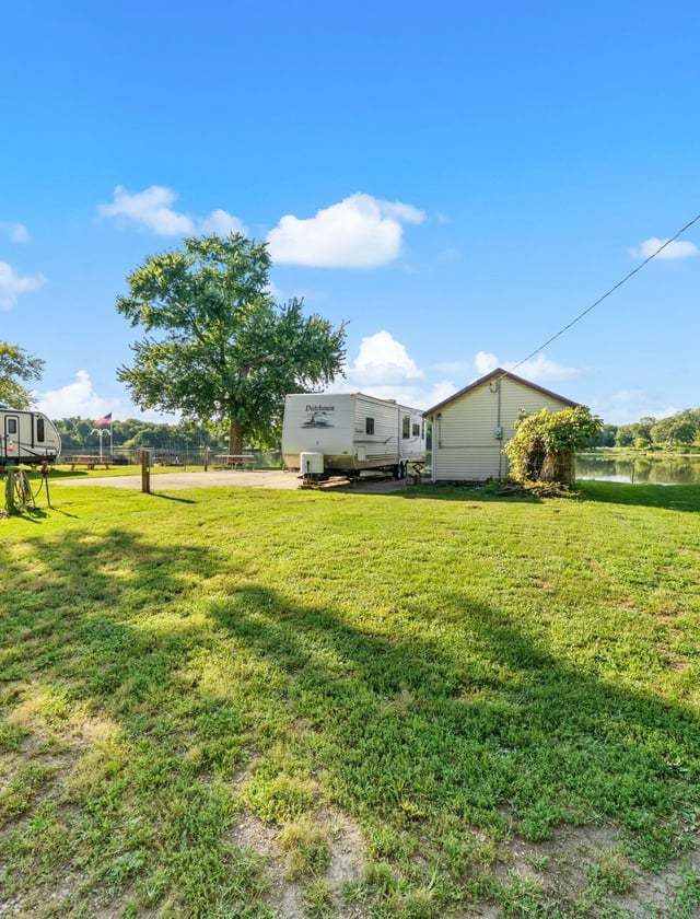 1246 North River Road Byron, IL 61010 - Photo 11 of 19 Gallery Image 11