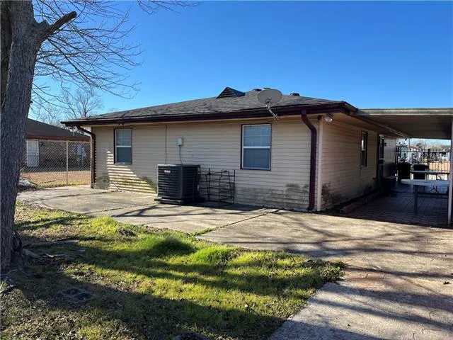 $119,900 | 7519 Shorewood Boulevard, New Orleans, LA 70128