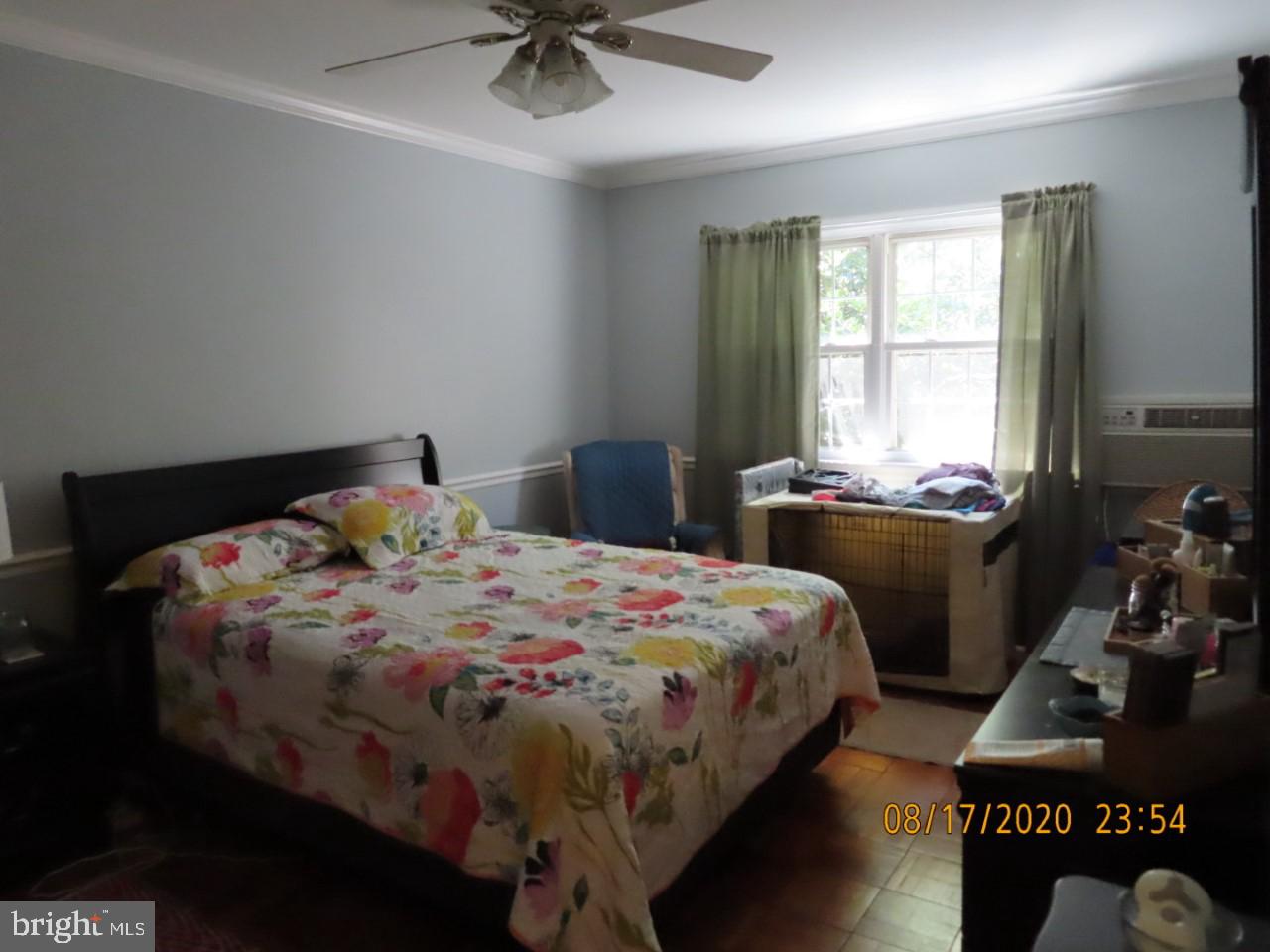 3764 Gunston Road Alexandria, VA 22302 - Photo 8 of 15 Master bedroom