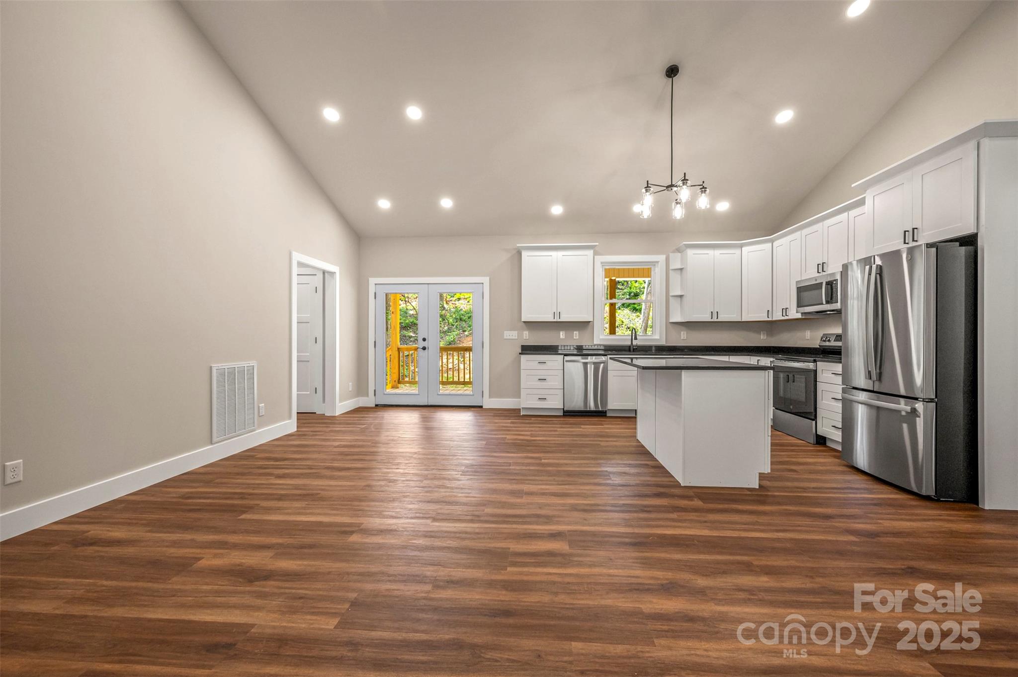 626 Felmet Road Flat Rock, NC 28731 - Photo 11 of 36