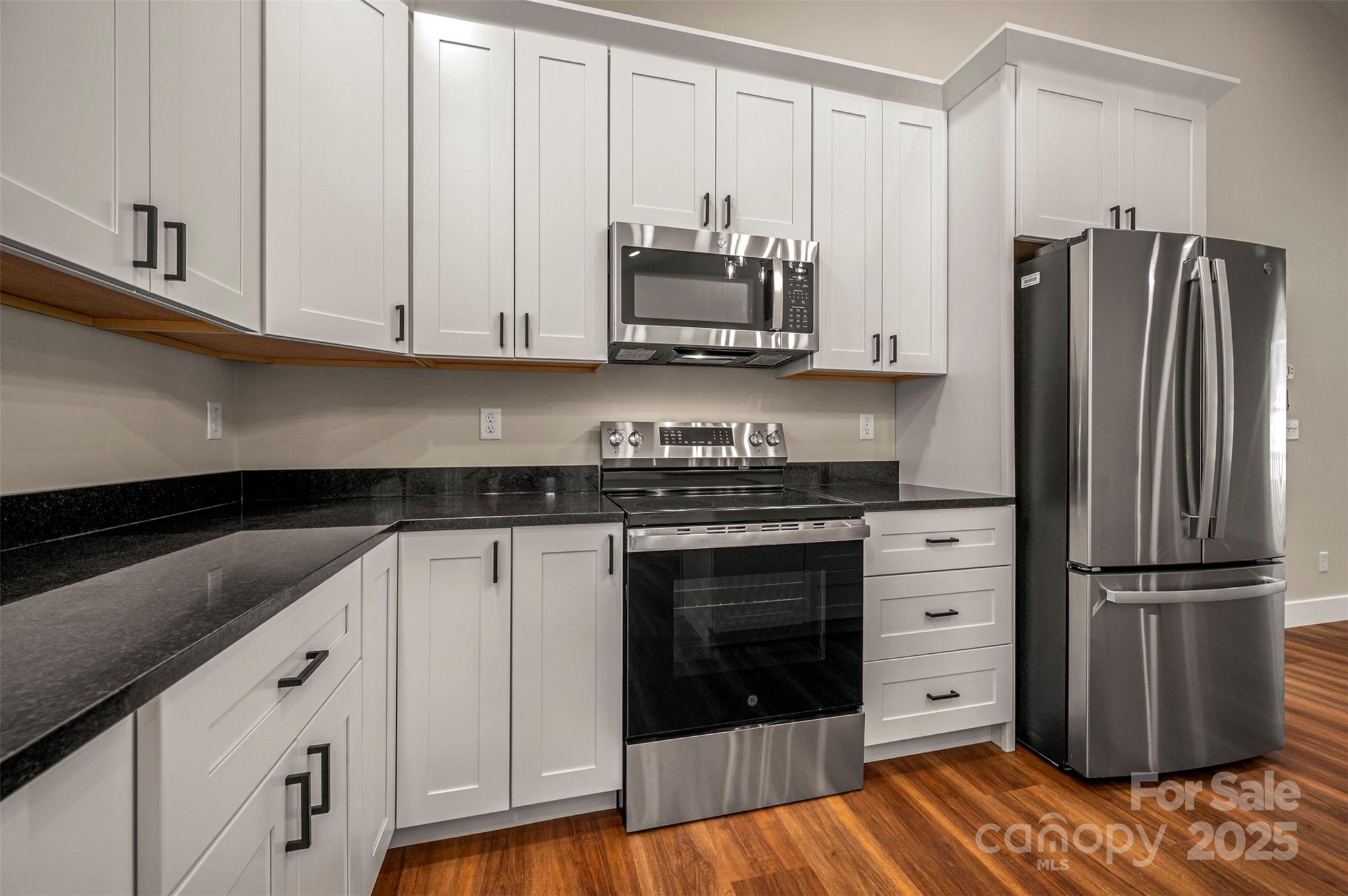 626 Felmet Road Flat Rock, NC 28731 - Photo 13 of 36