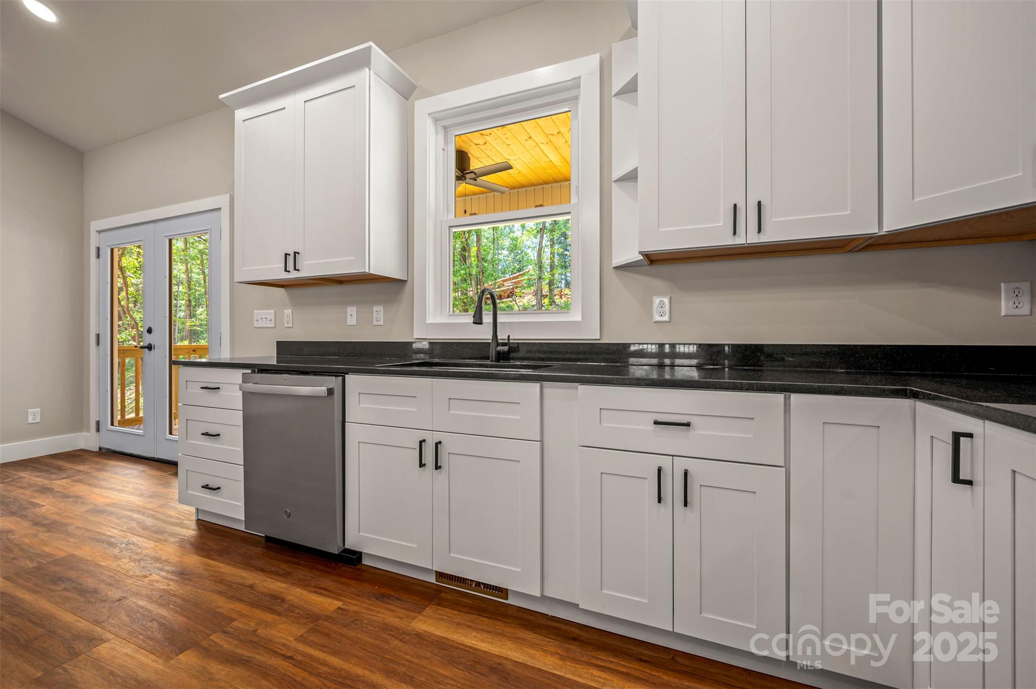 626 Felmet Road Flat Rock, NC 28731 - Photo 14 of 36