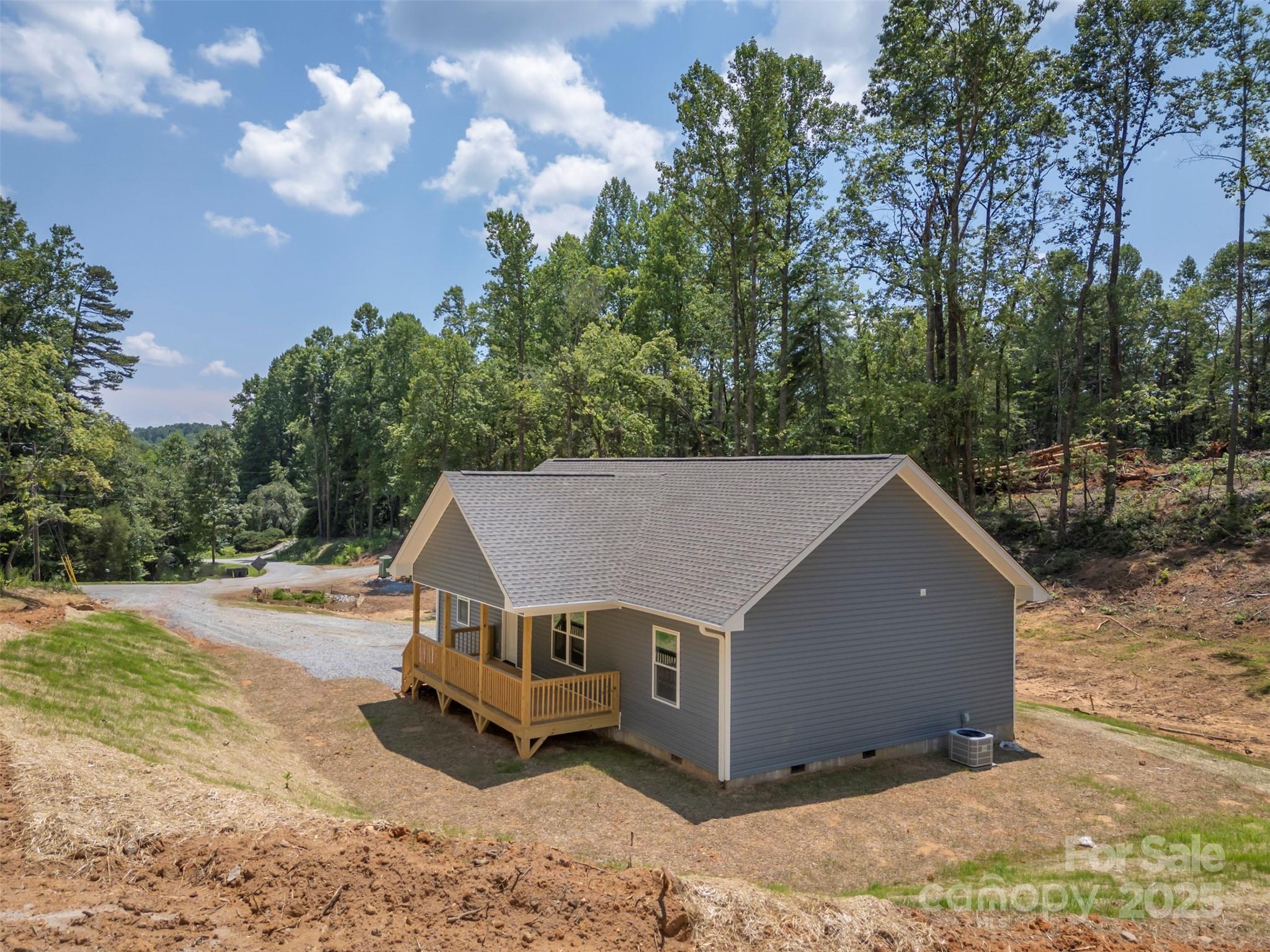 626 Felmet Road Flat Rock, NC 28731 - Photo 5 of 36