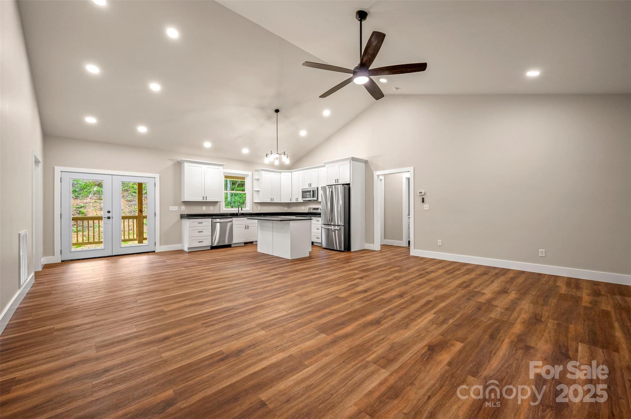 626 Felmet Road Flat Rock, NC 28731 - Photo 9 of 36