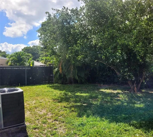 $424,900 | 1760 Northwest 127th Street, Miami, FL 33167
