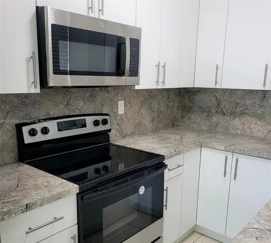 $424,900 | 1760 Northwest 127th Street, Miami, FL 33167