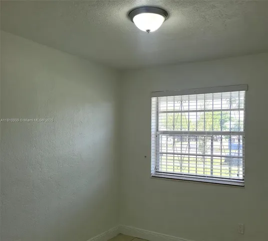 $424,900 | 1760 Northwest 127th Street, Miami, FL 33167