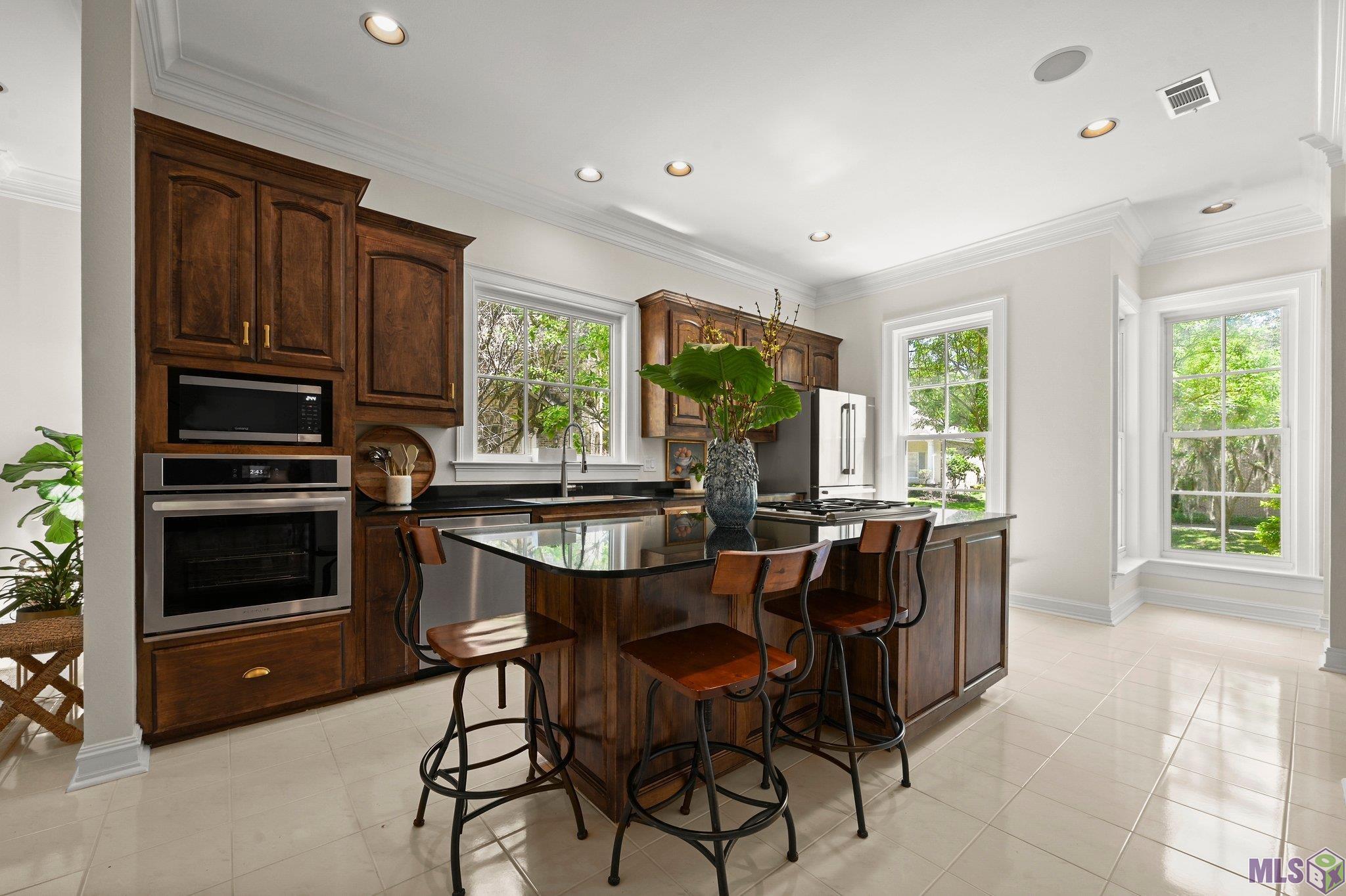 1242 Applewood Road Baton Rouge, LA 70808 - Photo 9 of 43 Gallery Image 9
