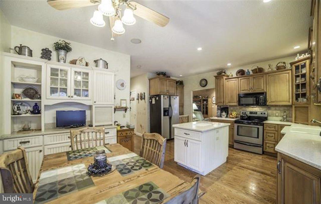 110 Cold Springs Road Dillsburg, PA 17019 - Photo 16 of 25 Gallery Image 16