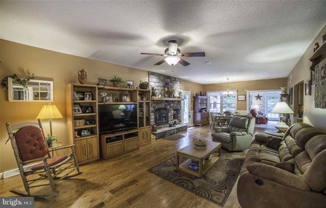 110 Cold Springs Road Dillsburg, PA 17019 - Photo 5 of 25 Gallery Image 5