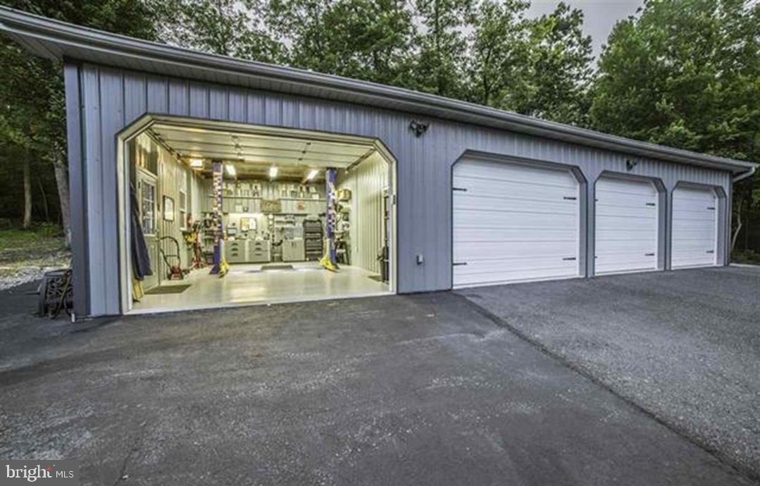 110 Cold Springs Road Dillsburg, PA 17019 - Photo 9 of 25 Gallery Image 9