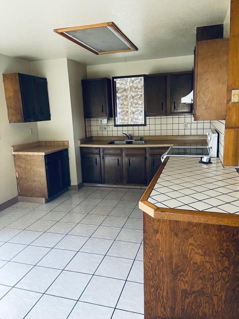 180 Miller Road Hollister, CA 95023 - Photo 3 of 17 Gallery Image 3