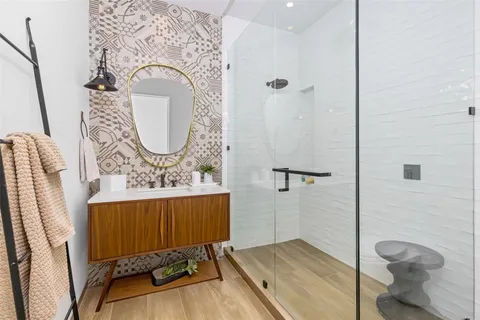 $39,999,999 | 516 Mola Avenue, Fort Lauderdale, FL 33301